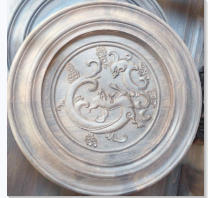 精美（měi）浮雕木質家具